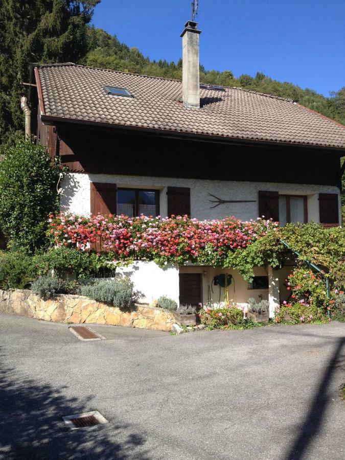 Gite L'Ancolie Marignier Exterior foto